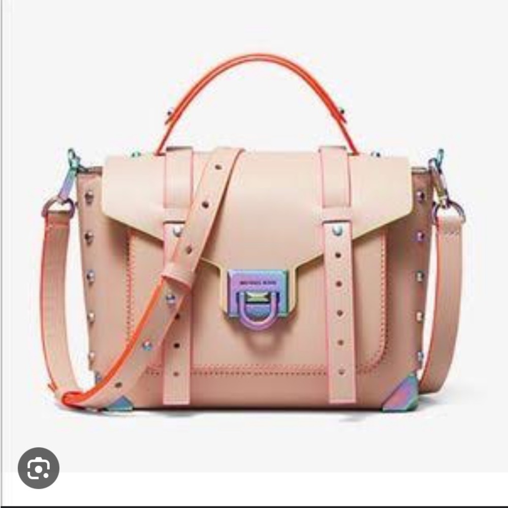 ISO medium manhattan soft pink contrast trim bag